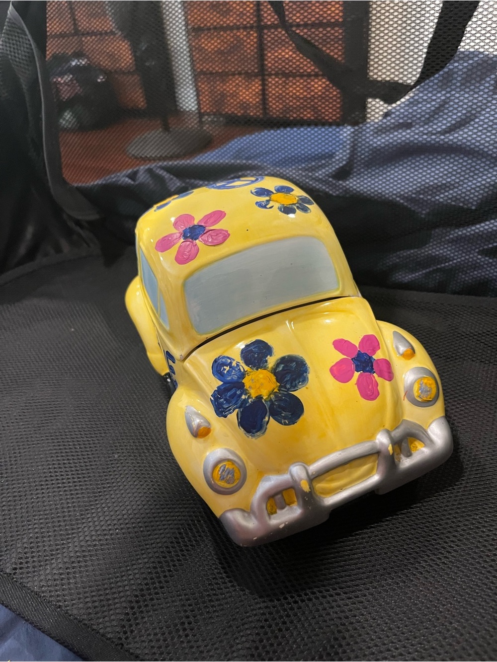 Vintage/Retro Ceramic Volkswagen Beetle Storage Container Canister Hand Painted